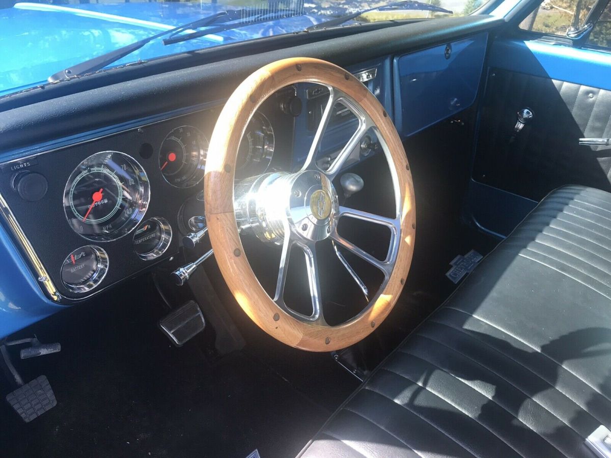 1970 Blue Chevrolet C-10 Pickup