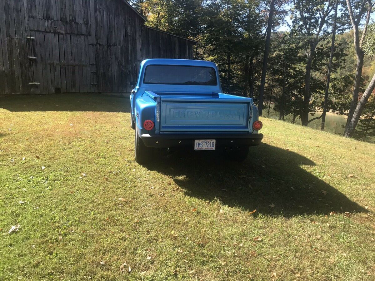 1970 Blue Chevrolet C-10 Pickup