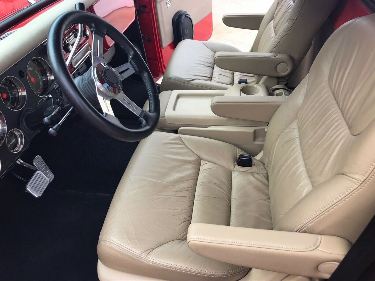 1970 Red Chevrolet C-10 Pickup