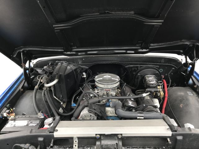 1970 Two tone grey-blue Chevrolet C-10 long bed