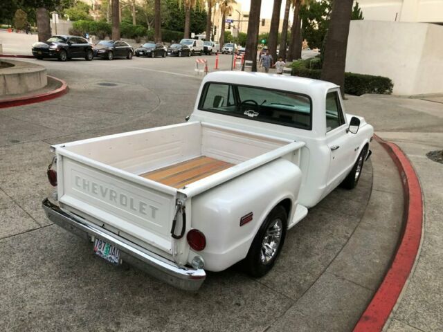 1970 White Chevrolet C10 Pickup (Truck)