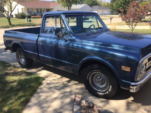 1970 Blue Chevrolet C-10 Short Bed
