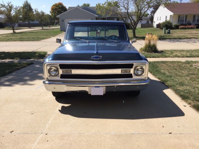 1970 Blue Chevrolet C-10 Short Bed