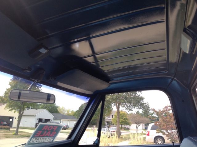 1970 Blue Chevrolet C-10 Short Bed