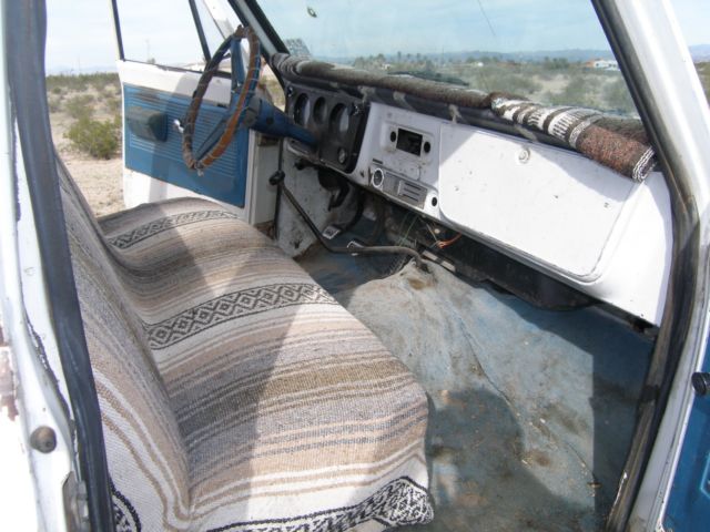 1970 White Chevrolet C-10 Standard Cab Pickup