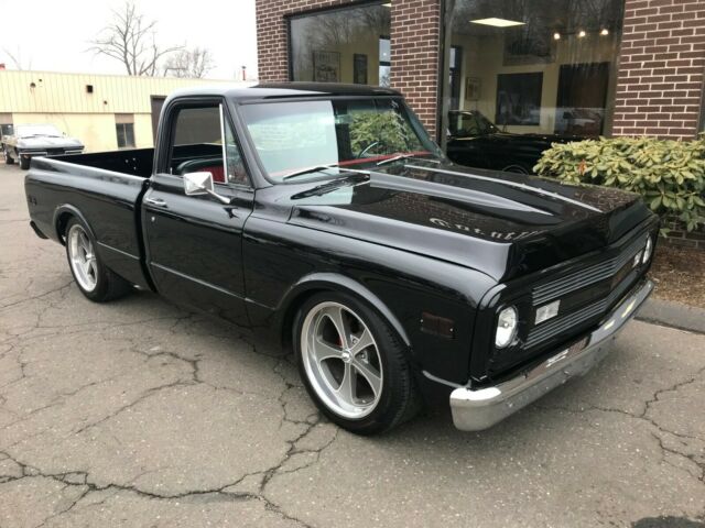 1970 Black Chevrolet C-10