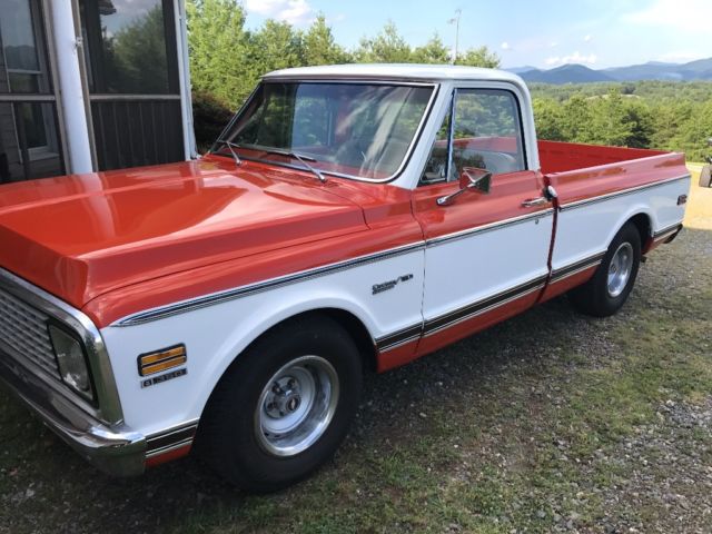 1970 Orange Chevrolet C-10 Truck