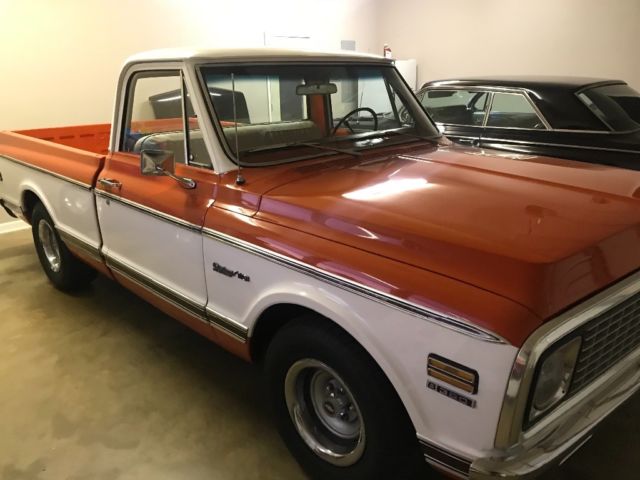 1970 Orange Chevrolet C-10 Truck