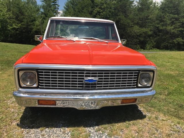 1970 Orange Chevrolet C-10 Truck