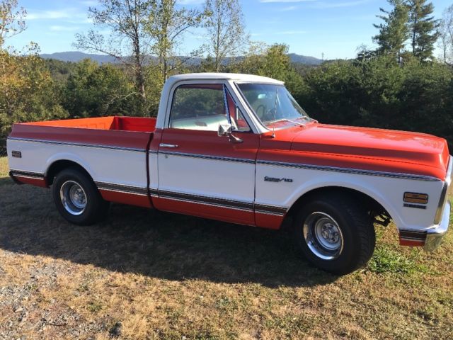 1970 Orange Chevrolet C-10 Truck