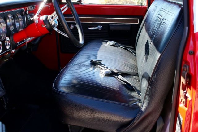 1970 Red Chevrolet C-10