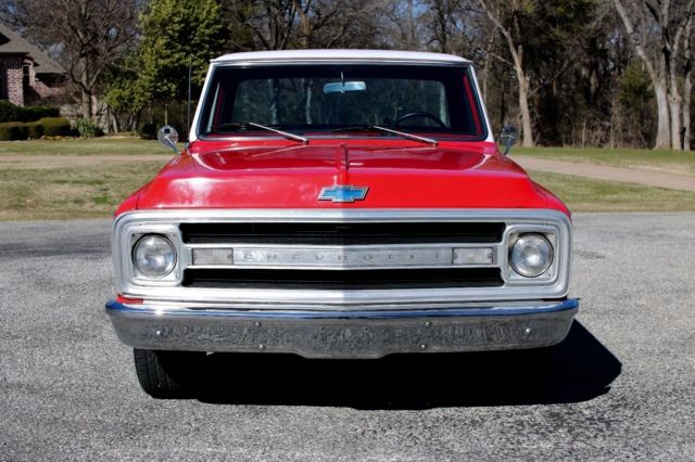 1970 Red Chevrolet C-10