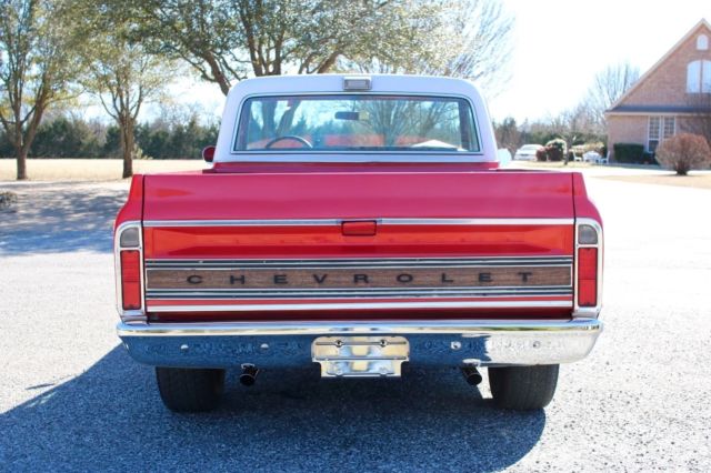 1970 Red Chevrolet C-10