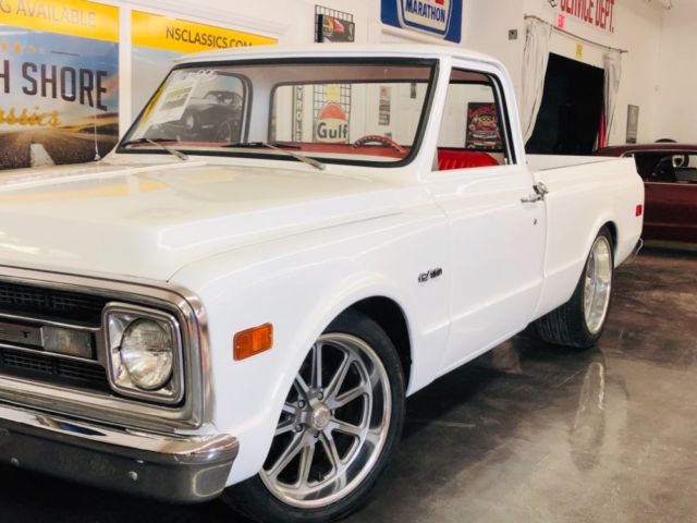 1970 Red Chevrolet C-10 Pickup