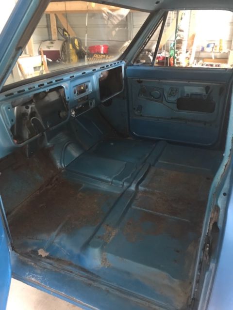 1970 Blue Chevrolet C-10 Standard Cab Pickup