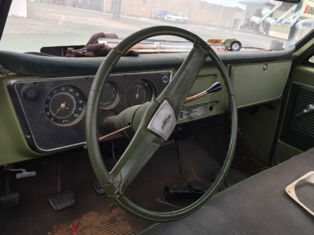 1970 Green Chevrolet C-10 SHORT BED SWB
