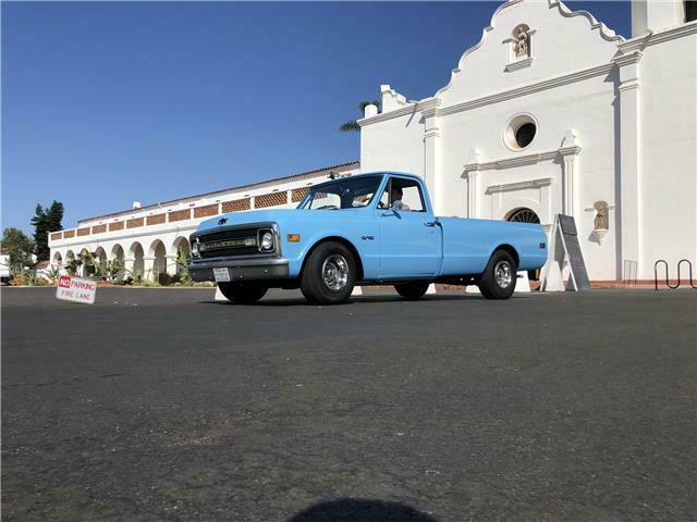 1970 Blue Chevrolet C-10 Pickup Truck