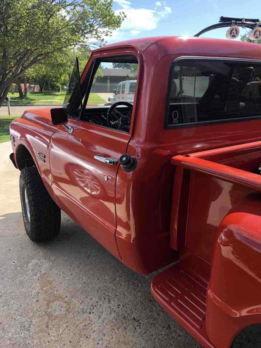 1970 Red Chevrolet C10/K10 Pickup