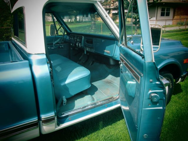 1970 Blue Chevrolet C/K Pickup 2500 Standard Cab Pickup