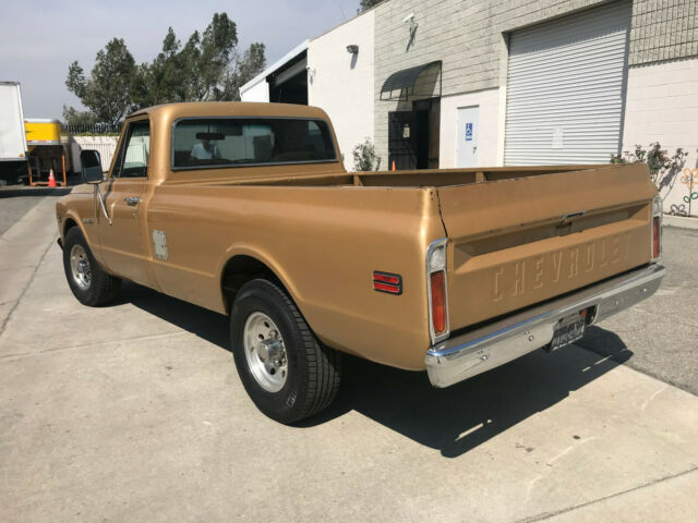 1970 Gold Chevrolet C/K Pickup 2500 Pickup