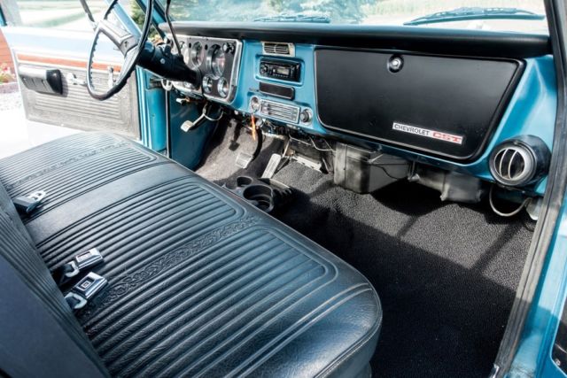 1970 light blue Chevrolet Other Pickups U/K