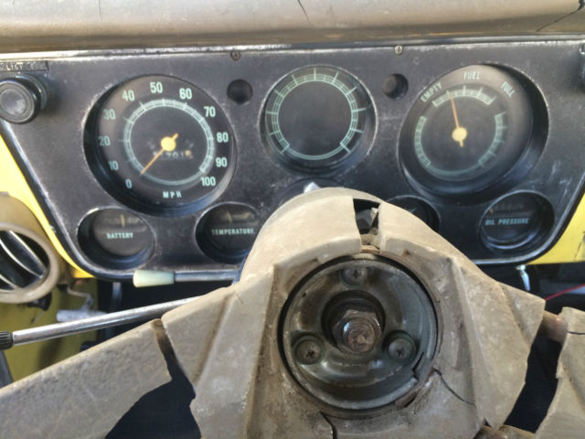 1970 Yellow Chevrolet C-10 Standard Cab Pickup