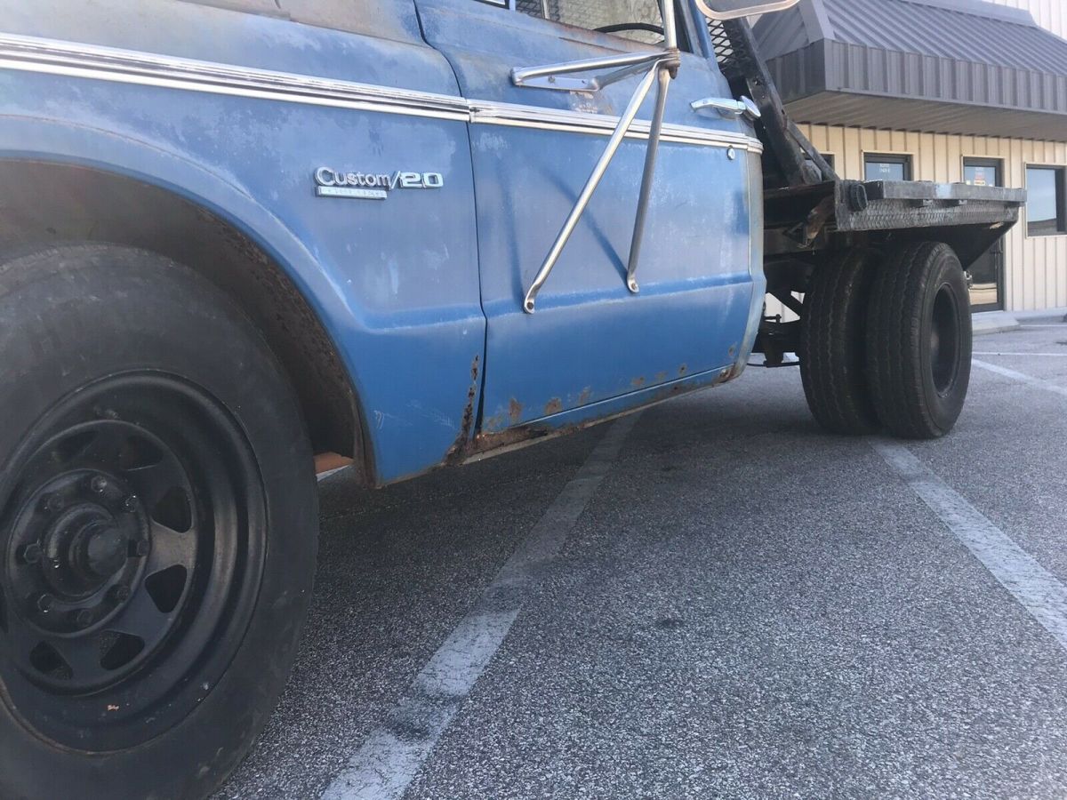 1970 Blue Chevrolet C30/K30