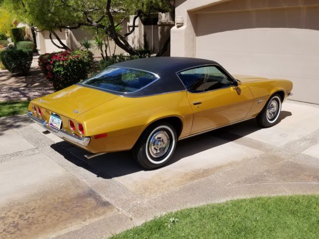 1970 Gold Chevrolet Camaro Coupe
