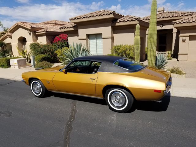 1970 Gold Chevrolet Camaro Coupe