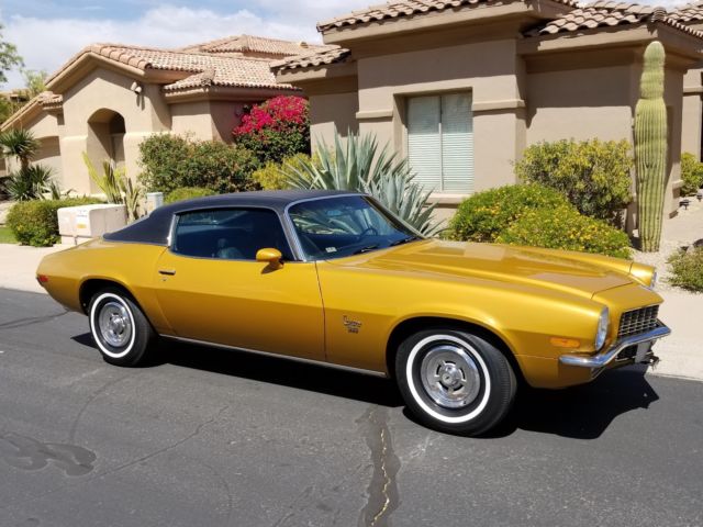 1970 Gold Chevrolet Camaro Coupe
