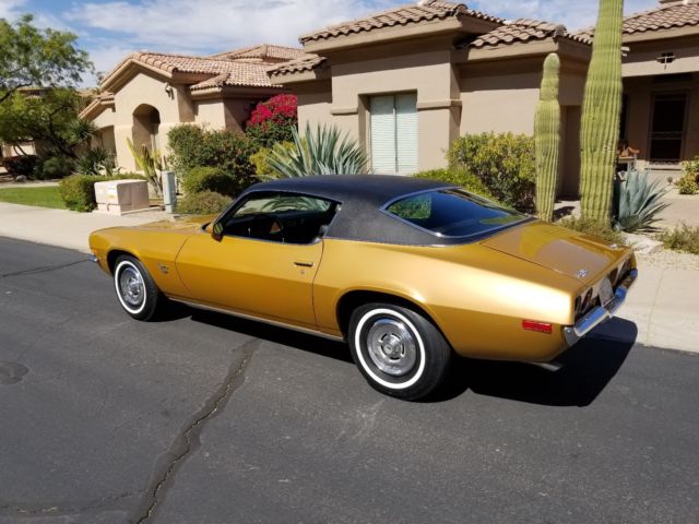 1970 Gold Chevrolet Camaro Coupe