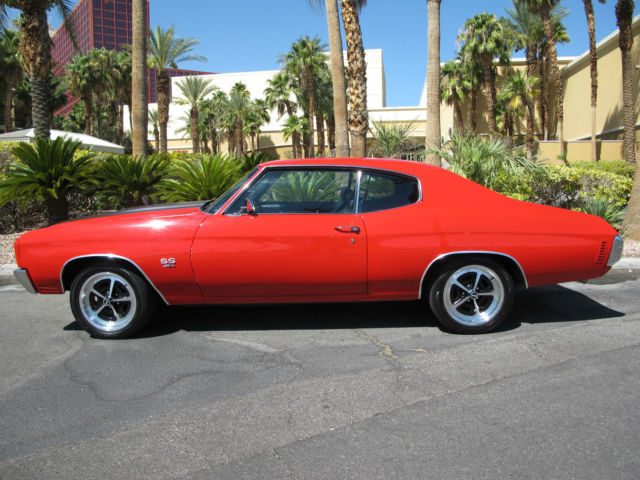 1970 Red Chevrolet Chevelle Coupe