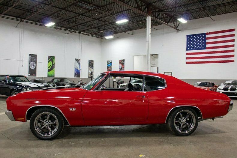 1970 Red Chevrolet Chevelle --
