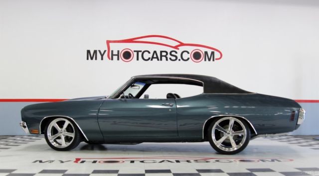 1970 Blue Chevrolet Chevelle Coupe