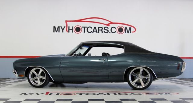 1970 Blue Chevrolet Chevelle Coupe