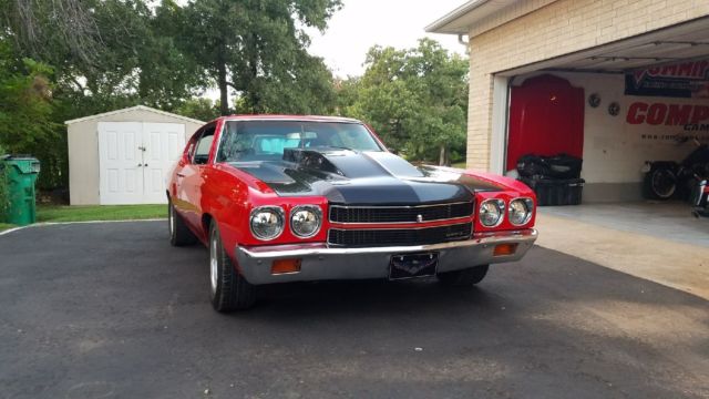 1970 Red Chevrolet Chevelle Coupe