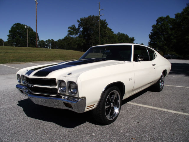 1970 WHITE Chevrolet Chevelle Coupe