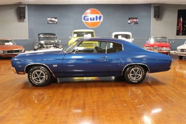 1970 Blue Chevrolet Chevelle --