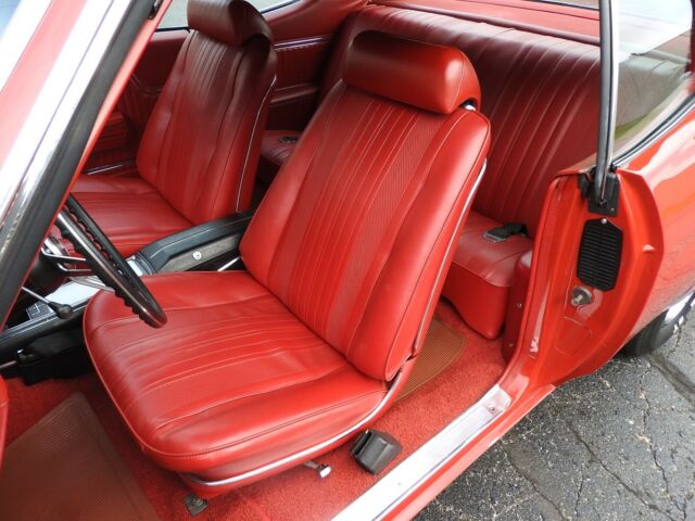 1970 Red Chevrolet Chevelle Coupe