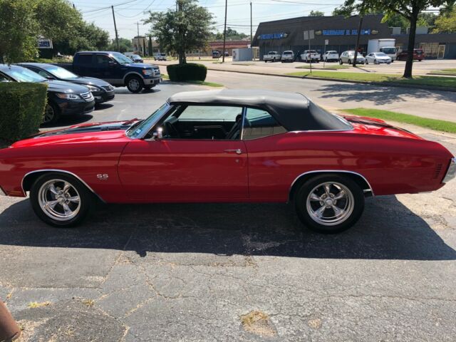 1970 Red Chevrolet Chevelle Convertible