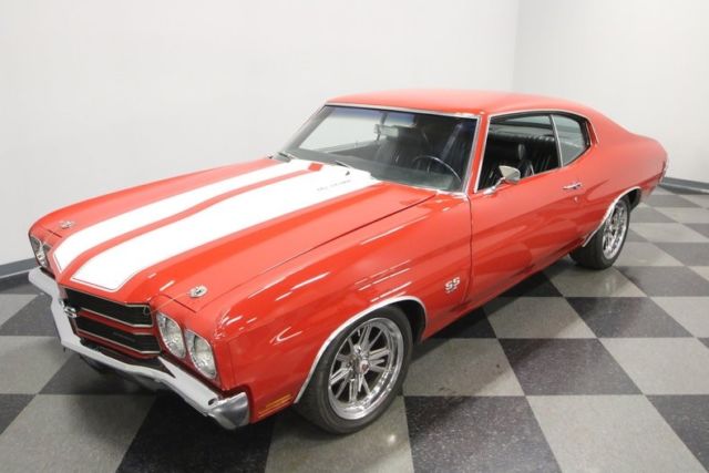 1970 Red Chevrolet Chevelle Coupe