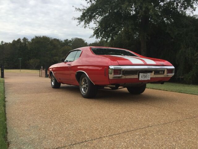 1970 Red Chevrolet Chevelle Coupe