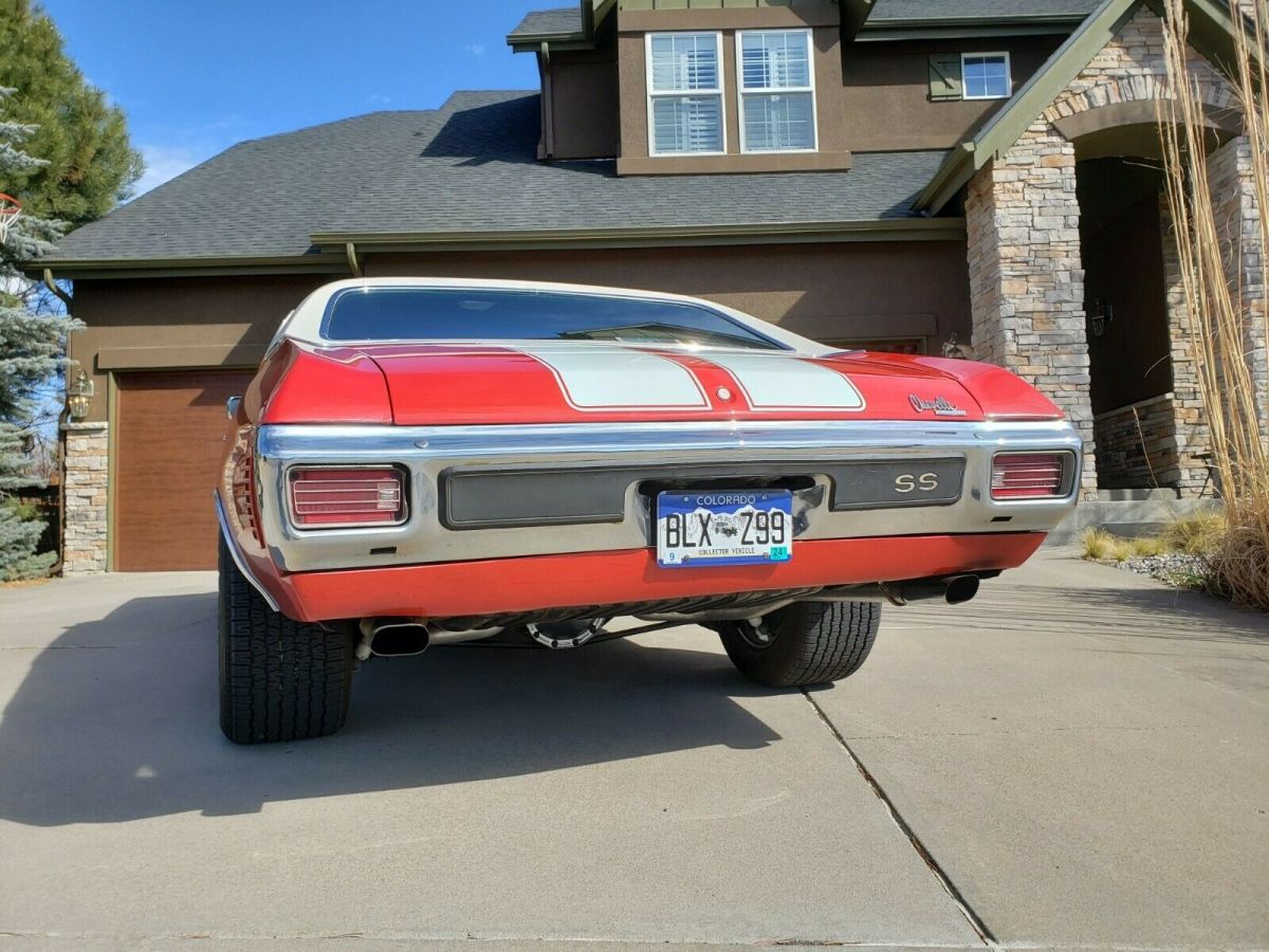 1970 Red Chevrolet Chevelle Coupe