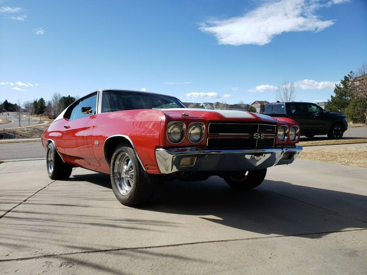 1970 Red Chevrolet Chevelle Coupe