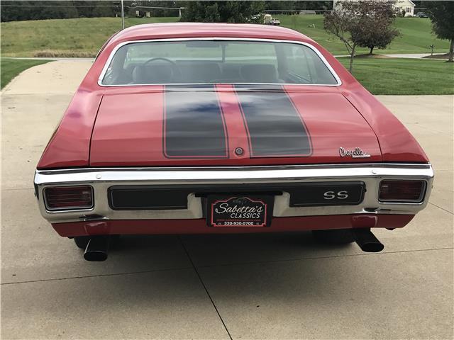 1970 Red Chevrolet Chevelle 2 door