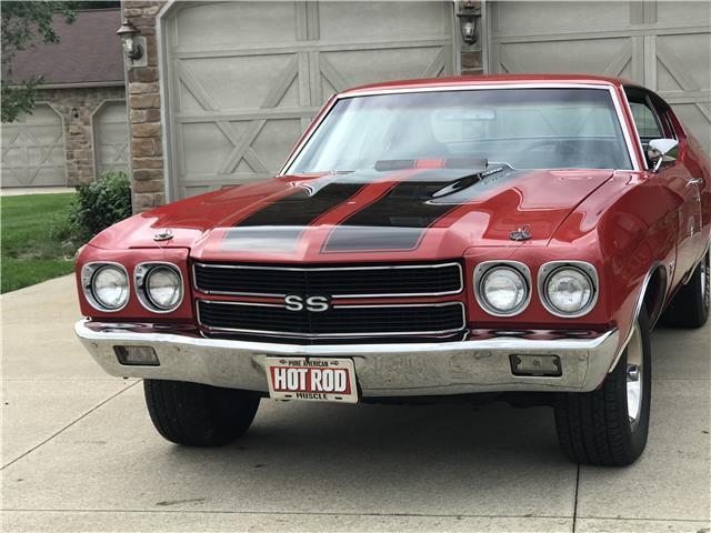 1970 Red Chevrolet Chevelle 2 door