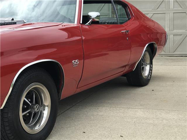 1970 Red Chevrolet Chevelle 2 door