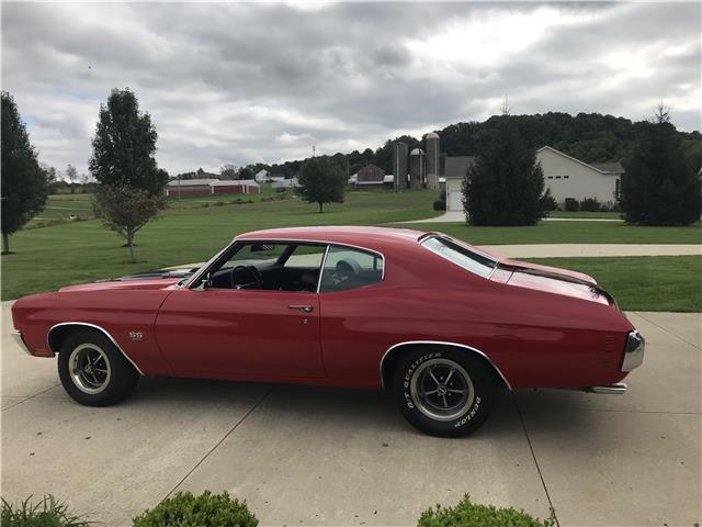 1970 Red Chevrolet Chevelle 2 door