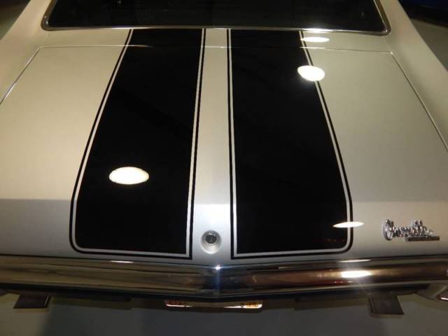 1970 Silver Chevrolet Chevelle Coupe