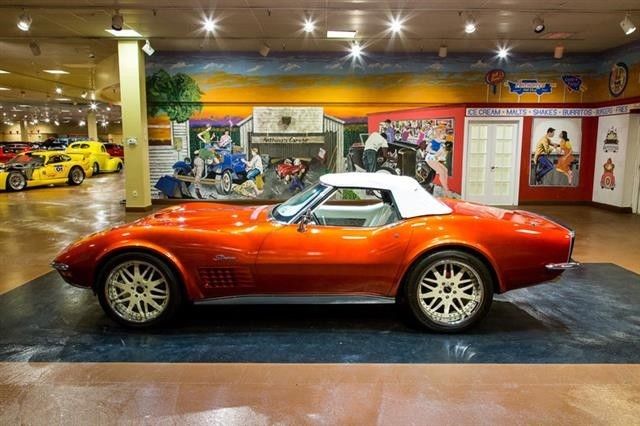 1970 Red Chevrolet Corvette --
